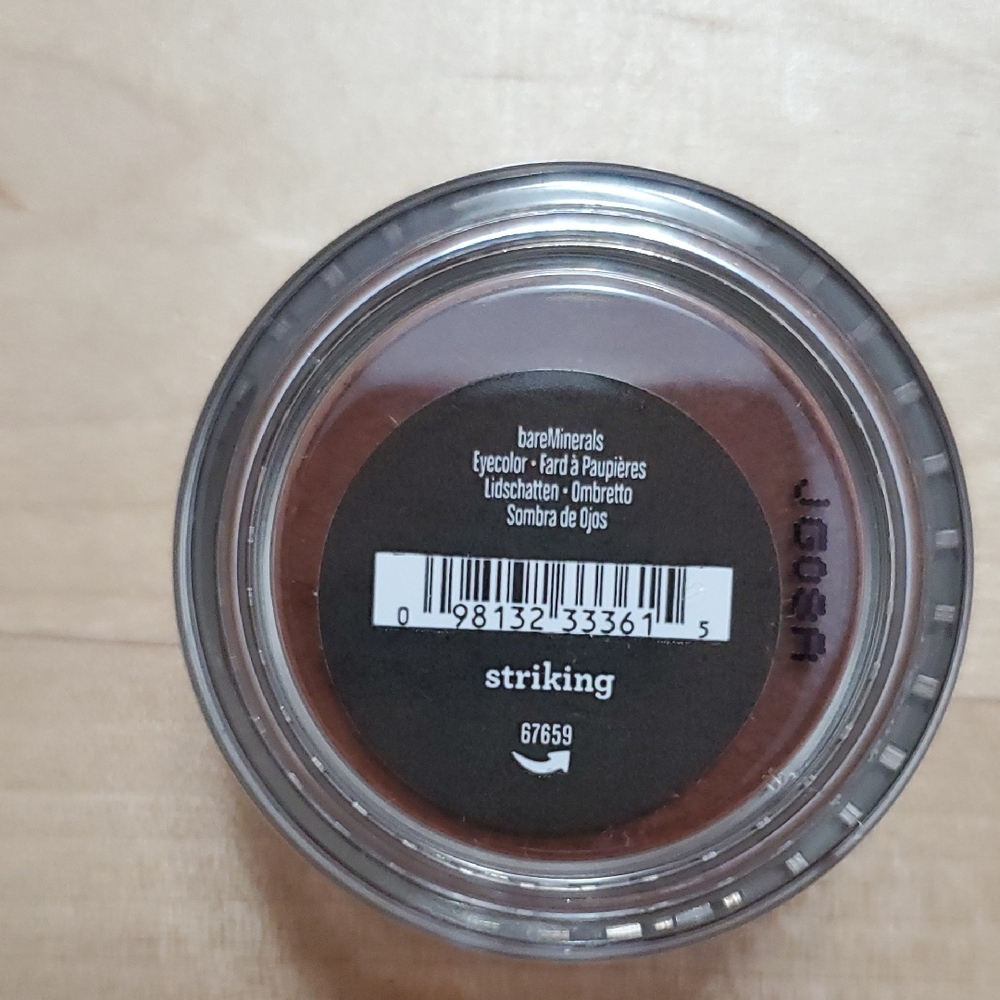 bareMinerals Striking Eyecolor